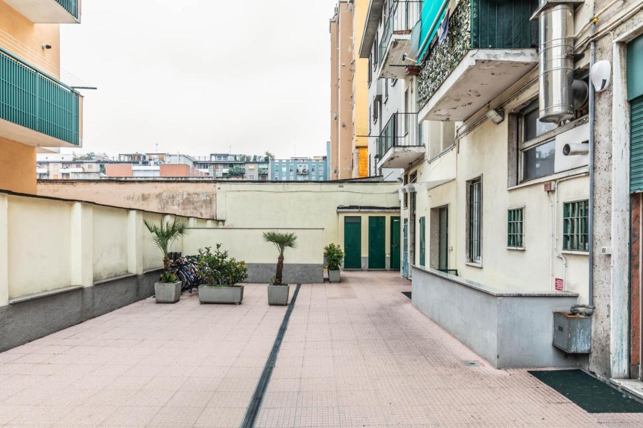 Apartamento Eden House Sansiro-Duomo Netflix & Design Milán Exterior foto